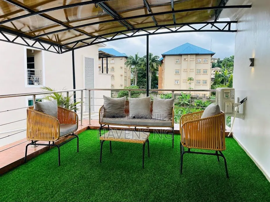 Luxurious 1-Bedroom Penthouse Condo in Maitama, Abuja in Maitama