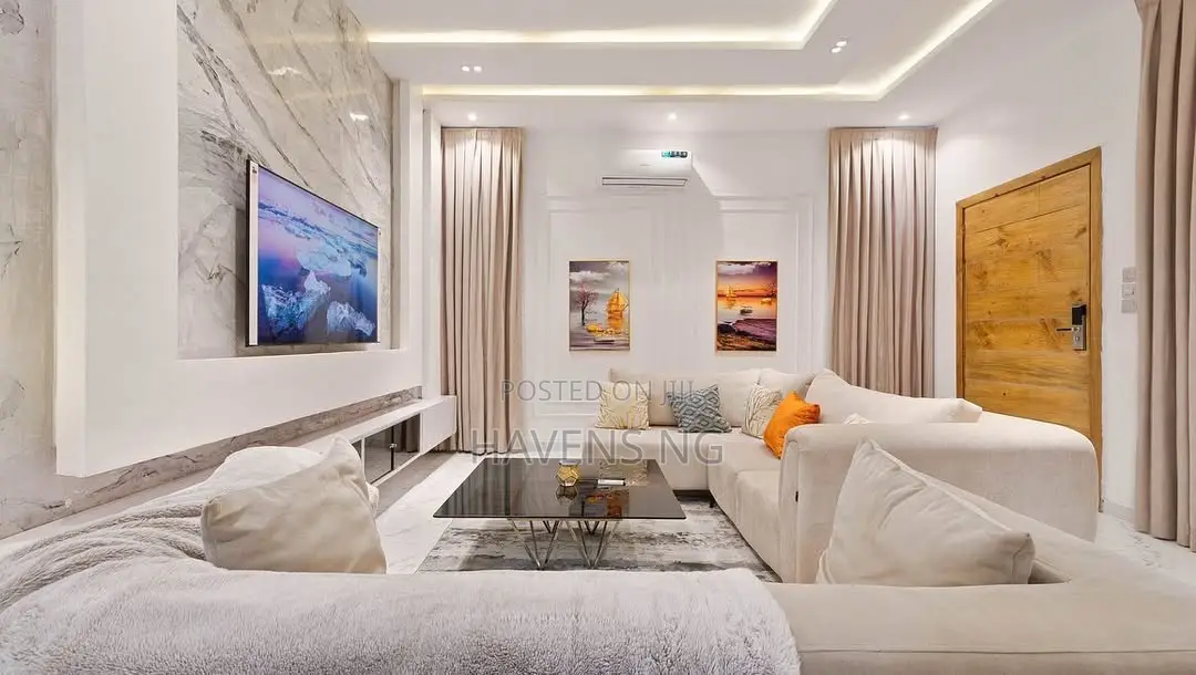 Luxury 4-Bedroom Smart Duplex in the Heart of Lekki in Ologolo