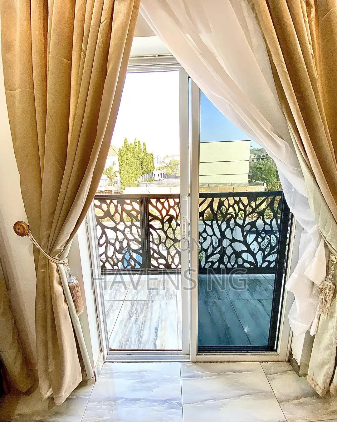 9 Units of Luxury Three-Bedroom Getaway Condo in Guzape in Guzape District