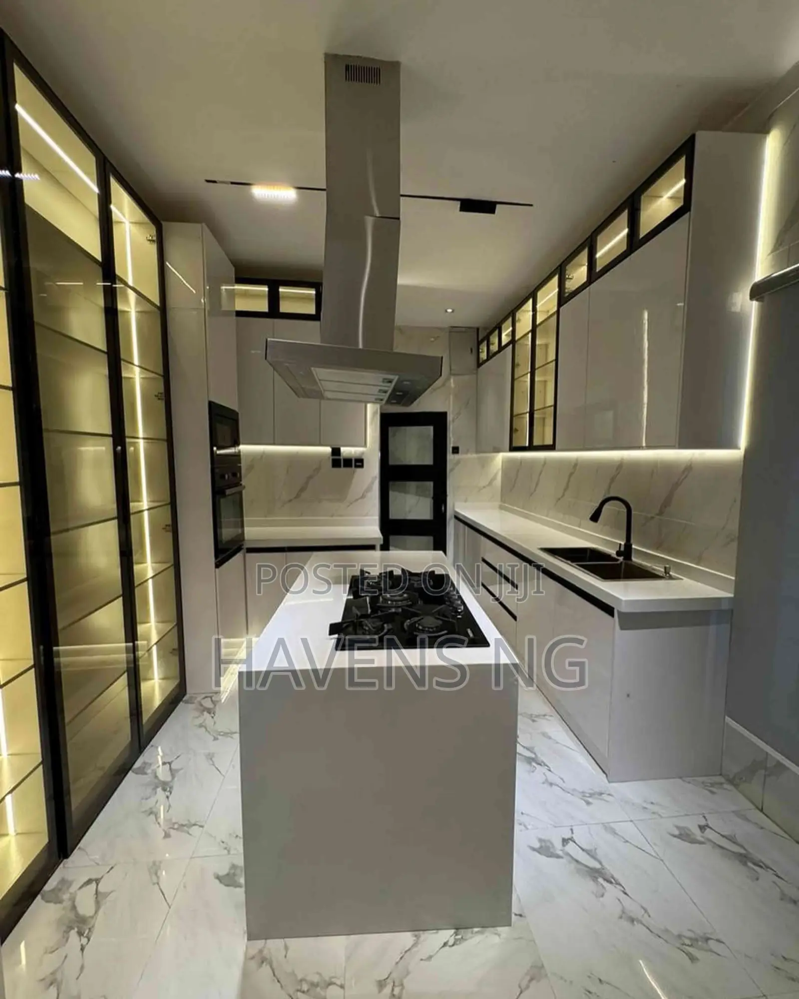 Luxuriously Furnished 4-Bedroom Detached Duplex in Lekki Phase 1
