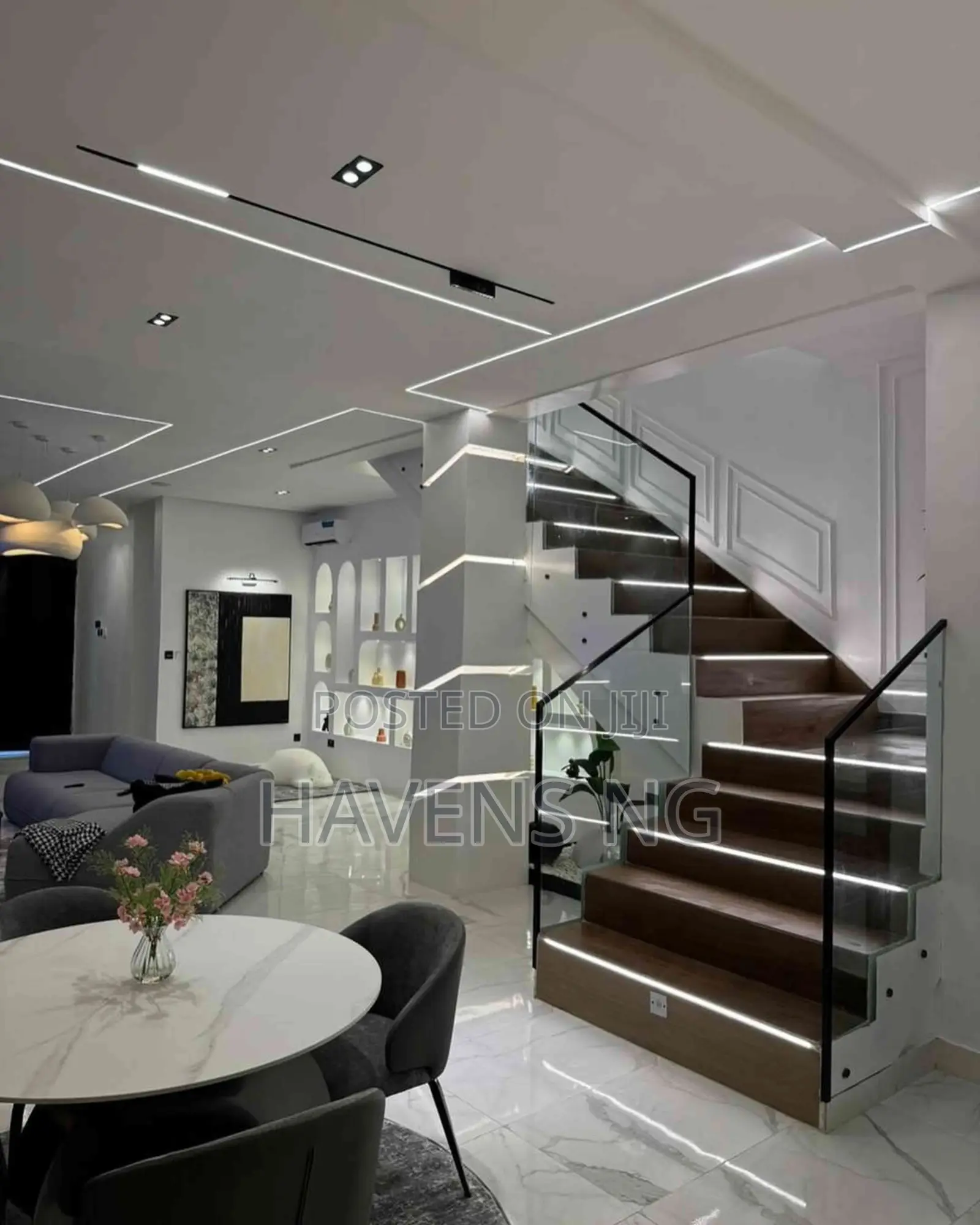 Luxuriously Furnished 4-Bedroom Detached Duplex in Lekki Phase 1