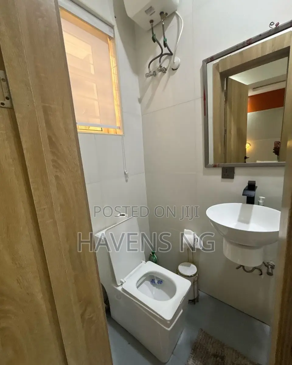 Brand New 1-Bedroom Apartment in Vi in 1004