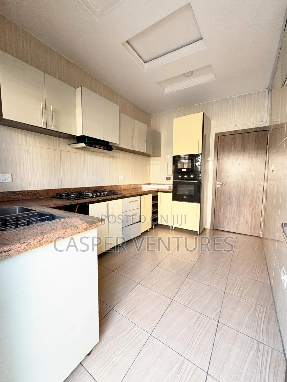 Spacious Masterbedroom Shortlet in Ologolo