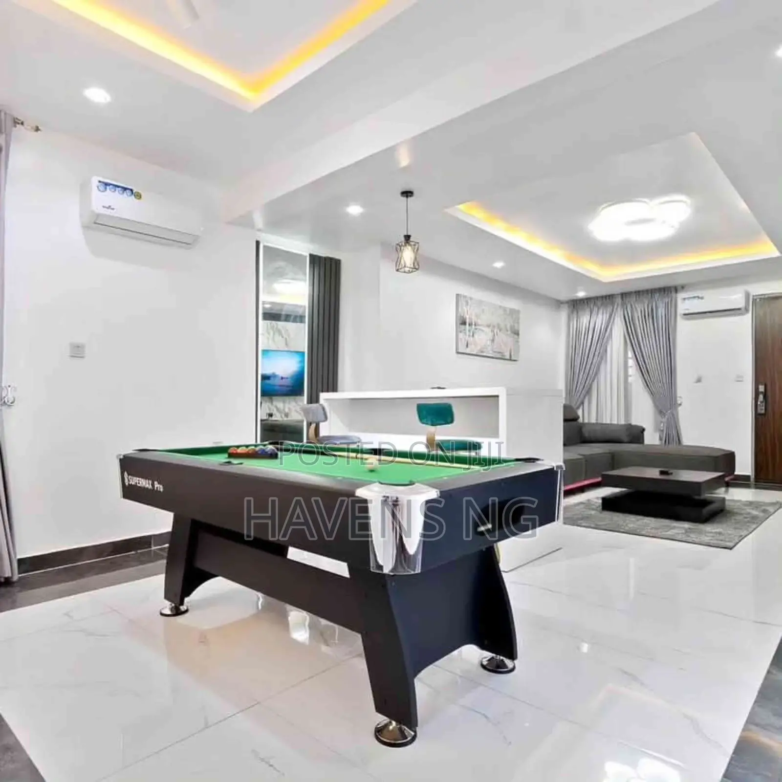 Luxury 2-Bedroom Apartment With Pool in 2nd Avenue Extension