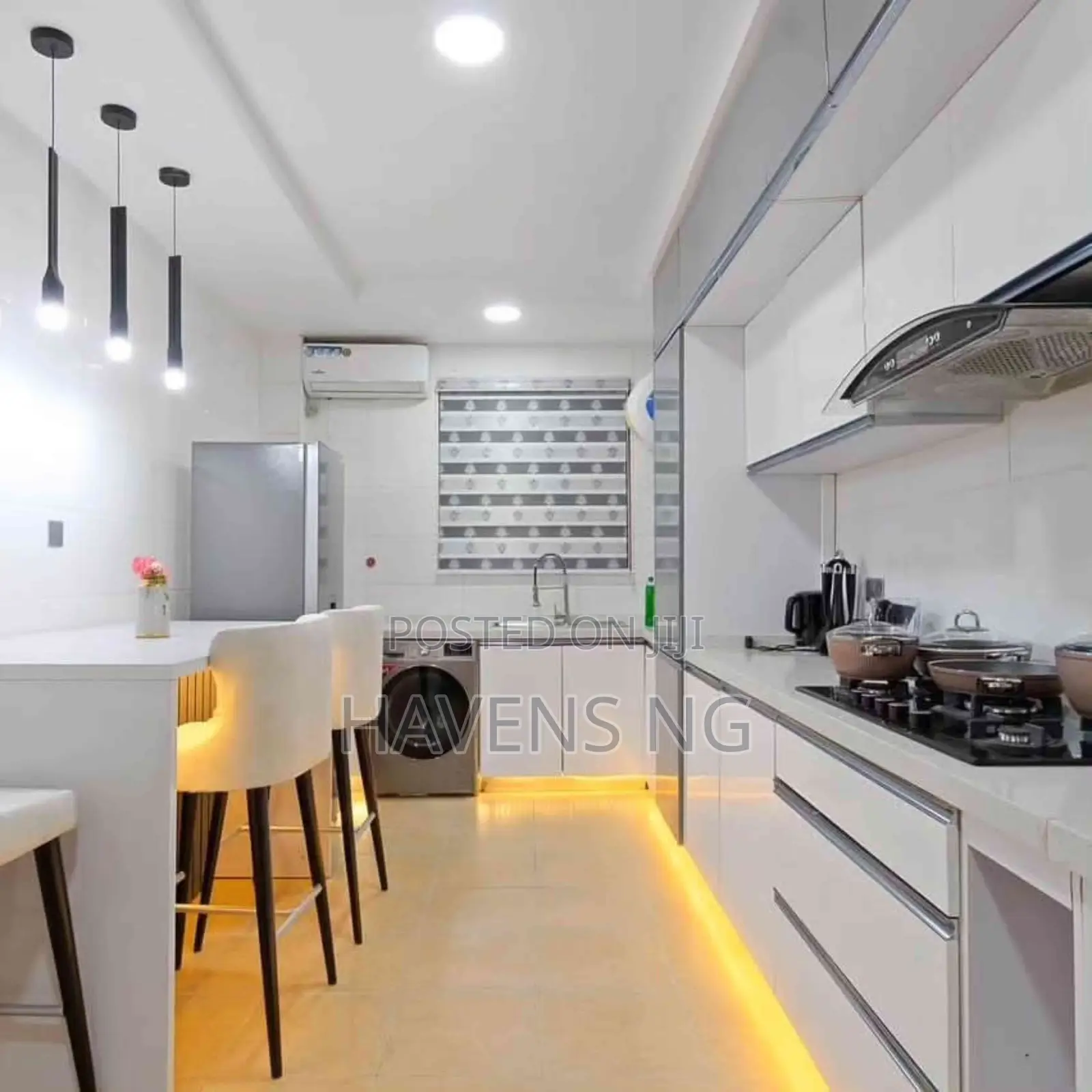 Luxury 2-Bedroom Apartment With Pool in 2nd Avenue Extension