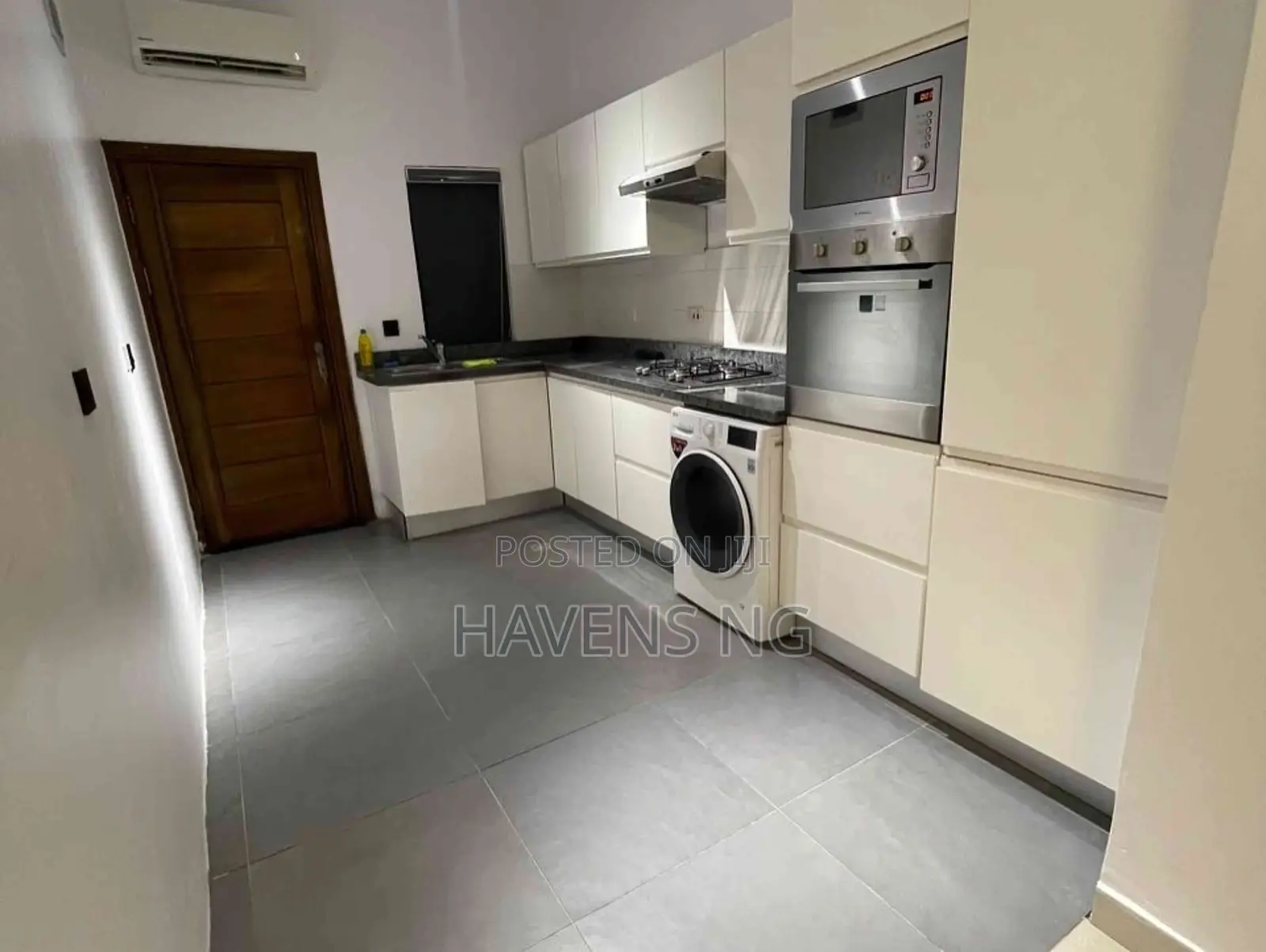 1-Bedroom Apartment in Victoria Island in 1004