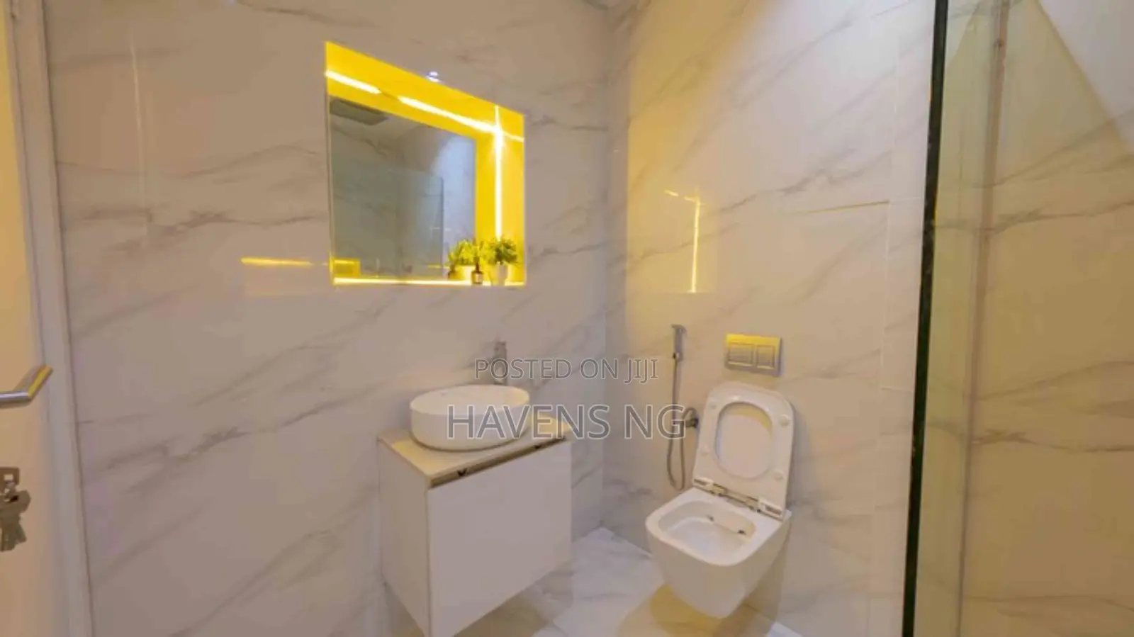 Brand New Luxury 2-Bed Penthouse With Pool in Lekki Phase 1