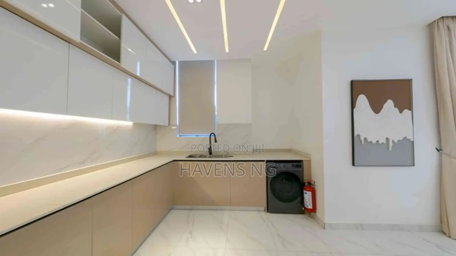 Brand New Luxury 2-Bed Penthouse With Pool in Lekki Phase 1