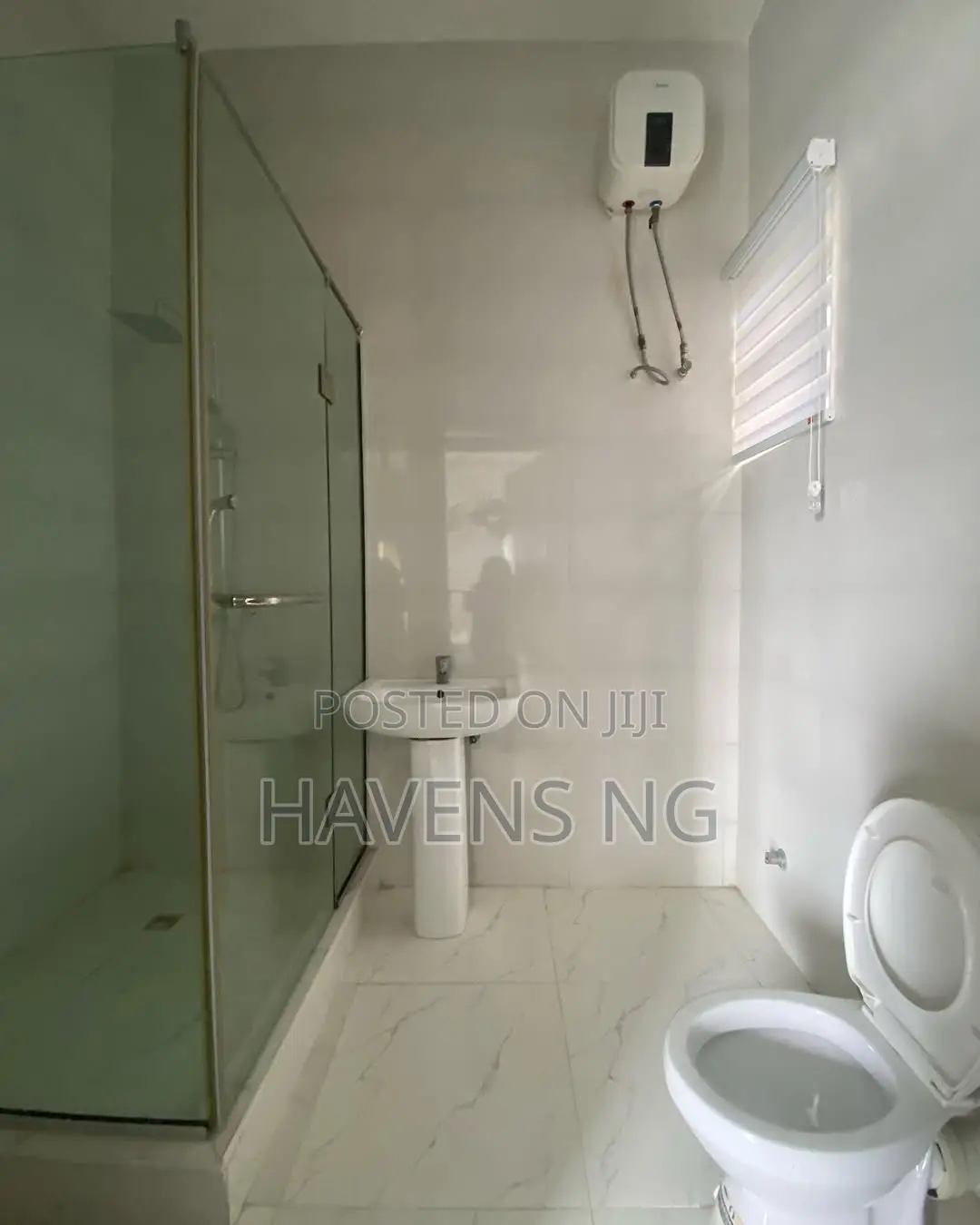 Well-Furnished 5-Bedroom Fully Detached Duplex With Bq in Sangotedo