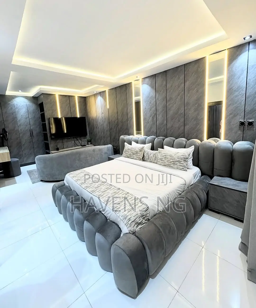 Luxury 2-Bedroom Terrace for Short Let. in Dape