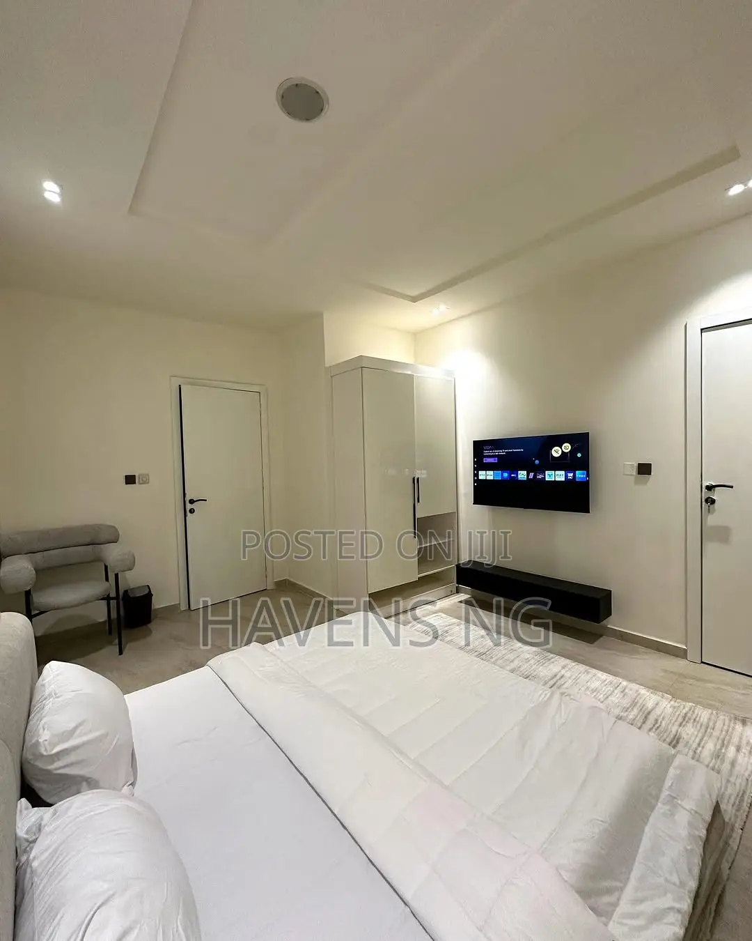 Luxury 4-Bedroom Apartment – Your Home Away From Home in Ikate