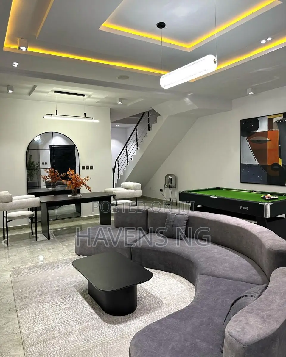 Luxury 4-Bedroom Apartment – Your Home Away From Home in Ikate