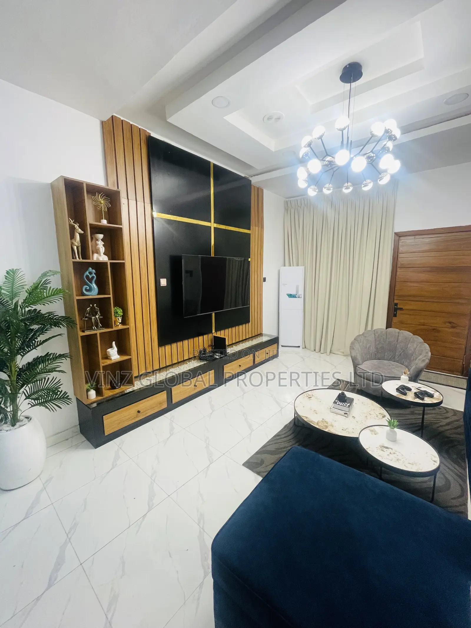Luxury 2 Bedroom Duplex With Play Station 24/7 Electrcity in Lekki