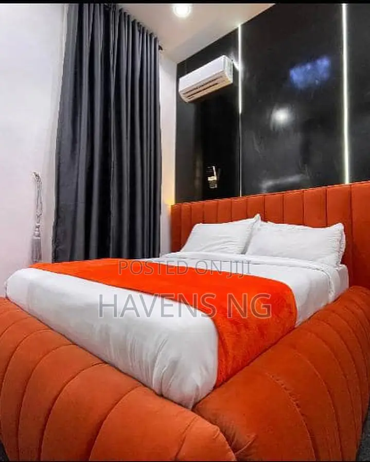 A Luxury 1-Bedroom Apartment in Osapa london