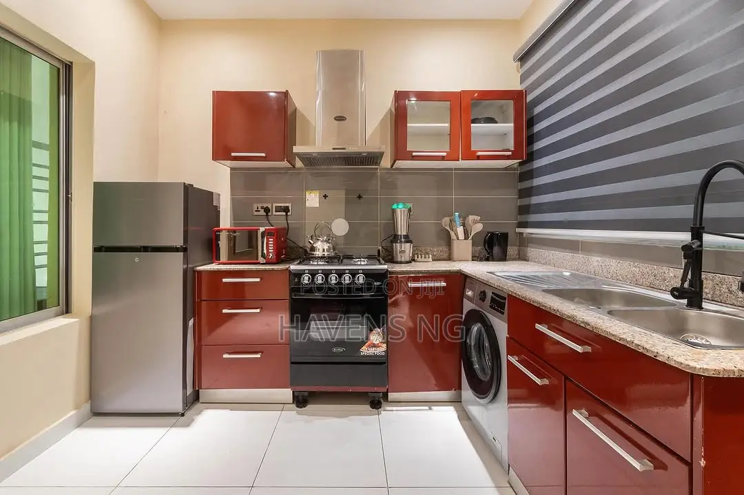 Luxe 2-Bedroom Apartment in Ikate With Premium Amenities in Ikate