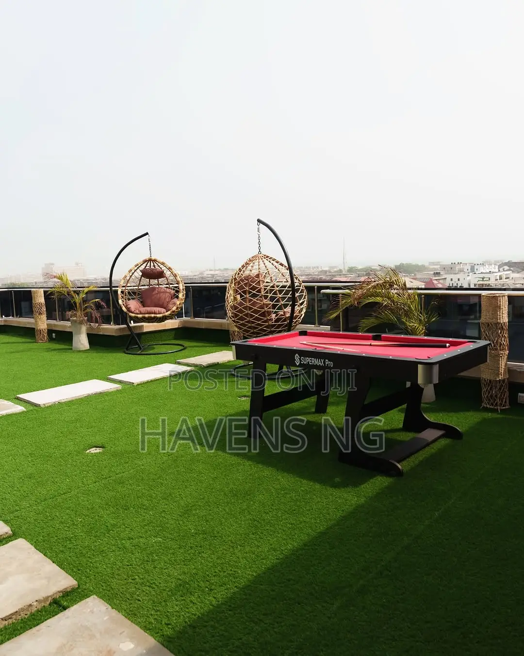 The Penthouse/Private Rooftop Lounge Apartment. in Ikate