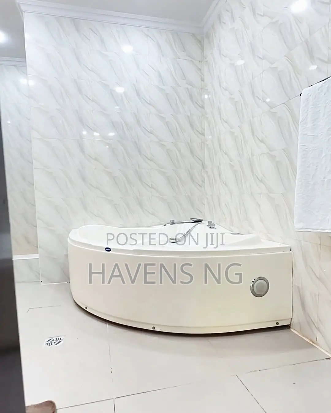 Luxury 2-Bedroom Maisonette With Office Space in Parkview Estate