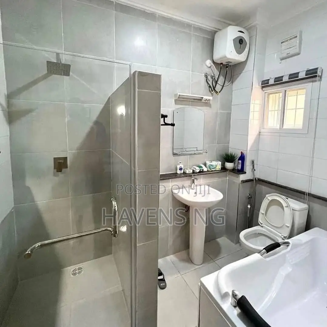 3-Bedroom Apartment in Katampe. in Katampe (Main)