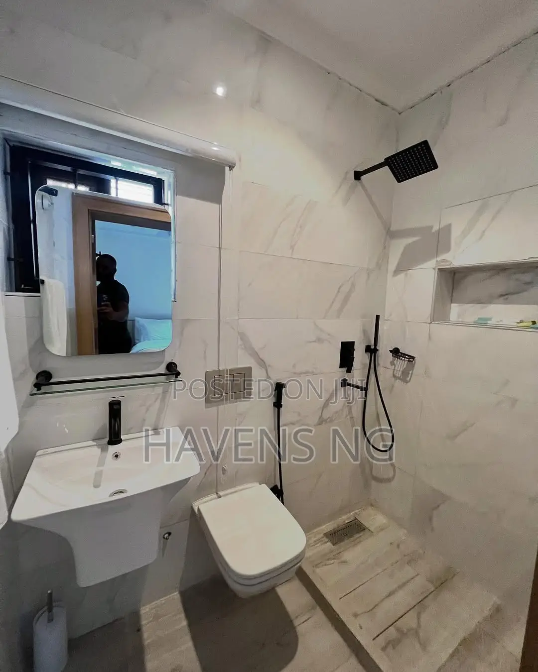 Beautiful 2-Bedroom Apartment Available. in Katampe Extension