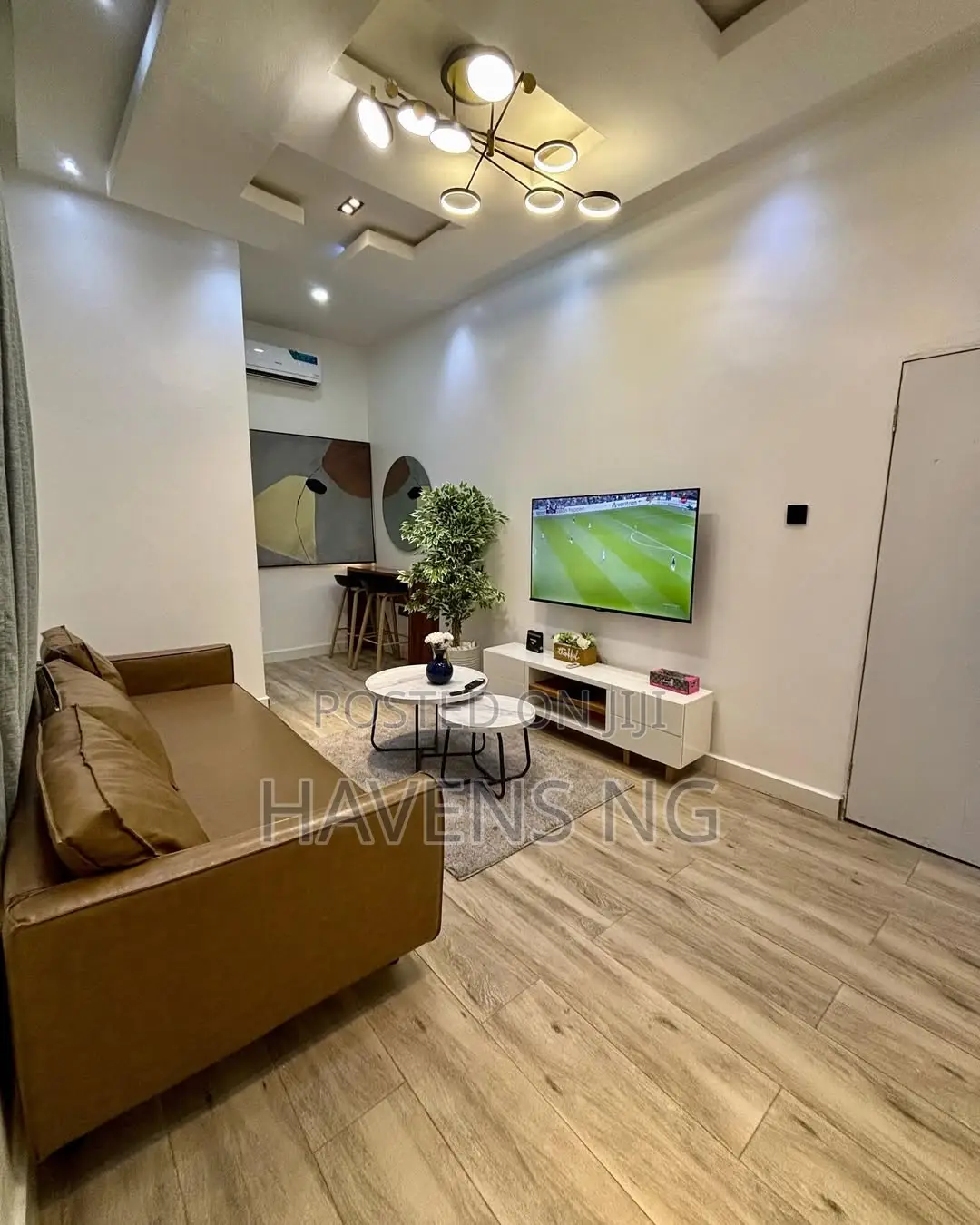 Beautiful One Bedroom Serviced Apartment Available in Wuye