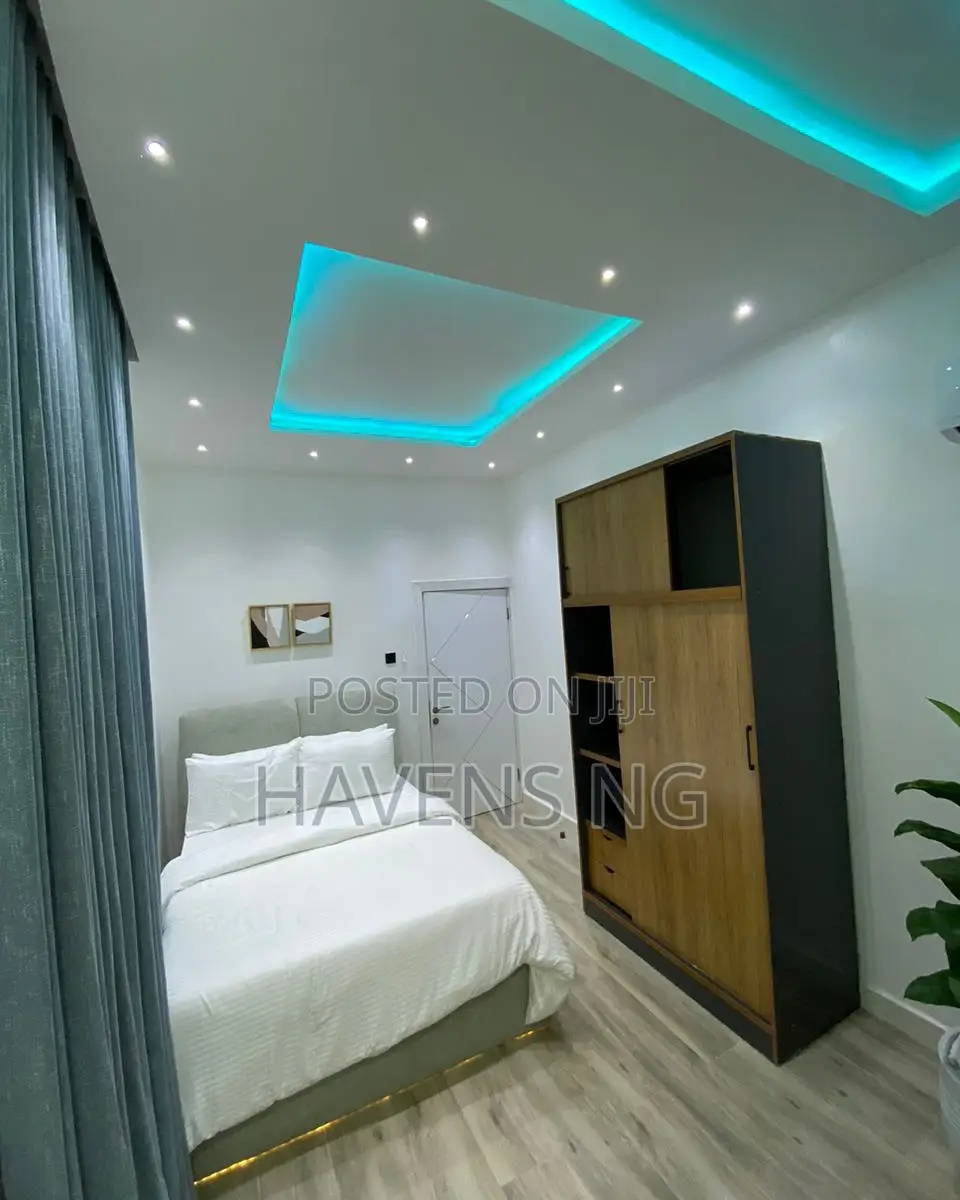 Beautiful One Bedroom Serviced Apartment Available in Wuye