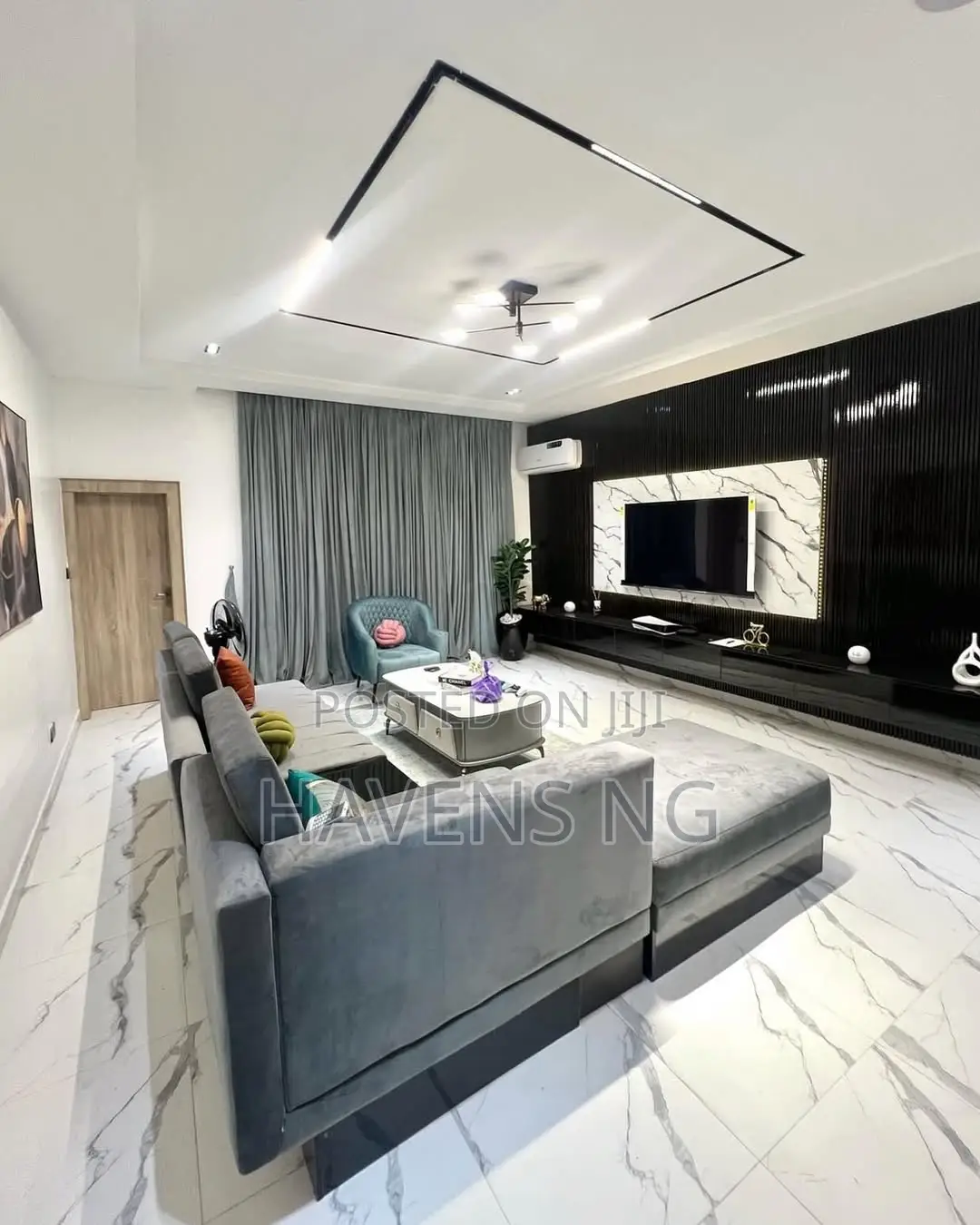 Stunning Three Bedroom Apartment in Wuye