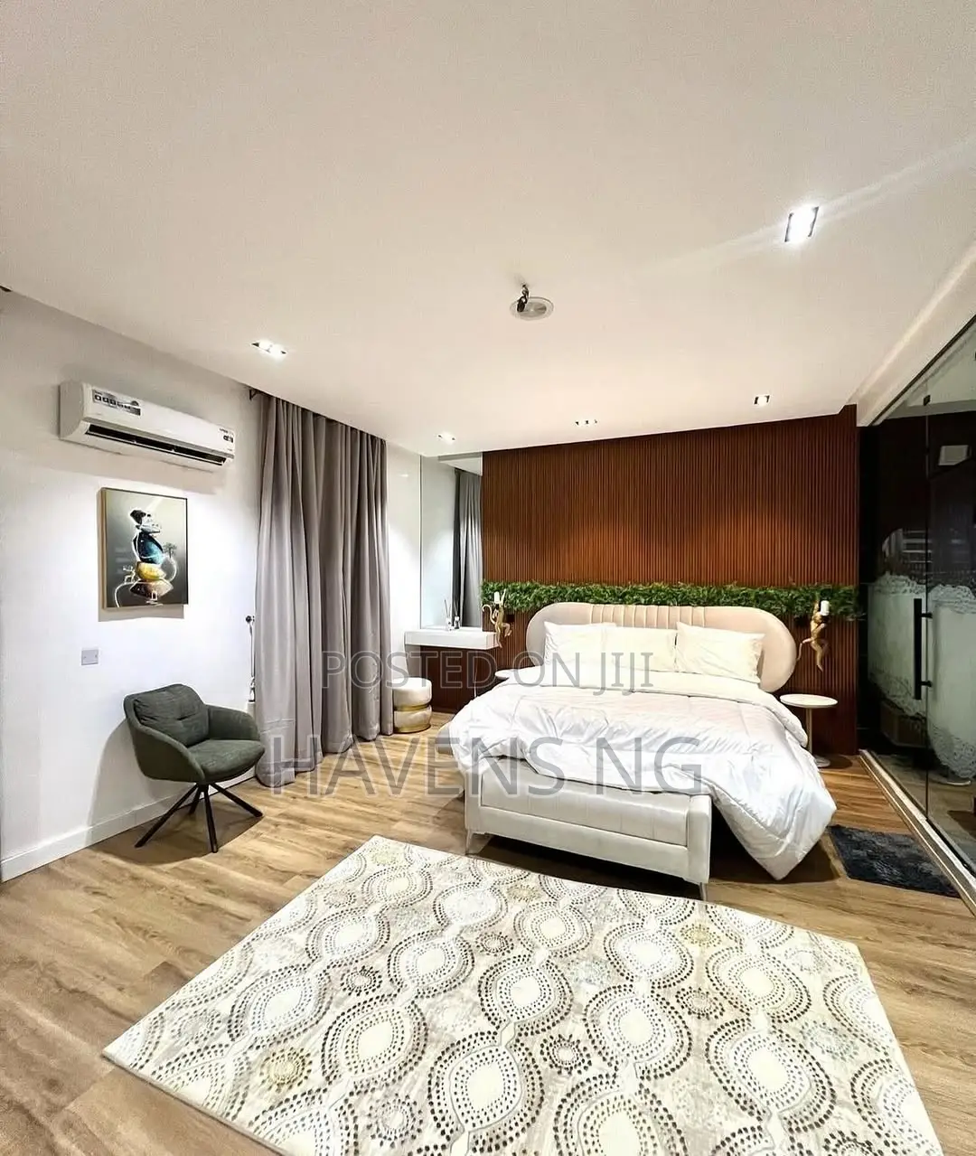 Luxurious Three Bedroom Stunning Apartment in Jahi