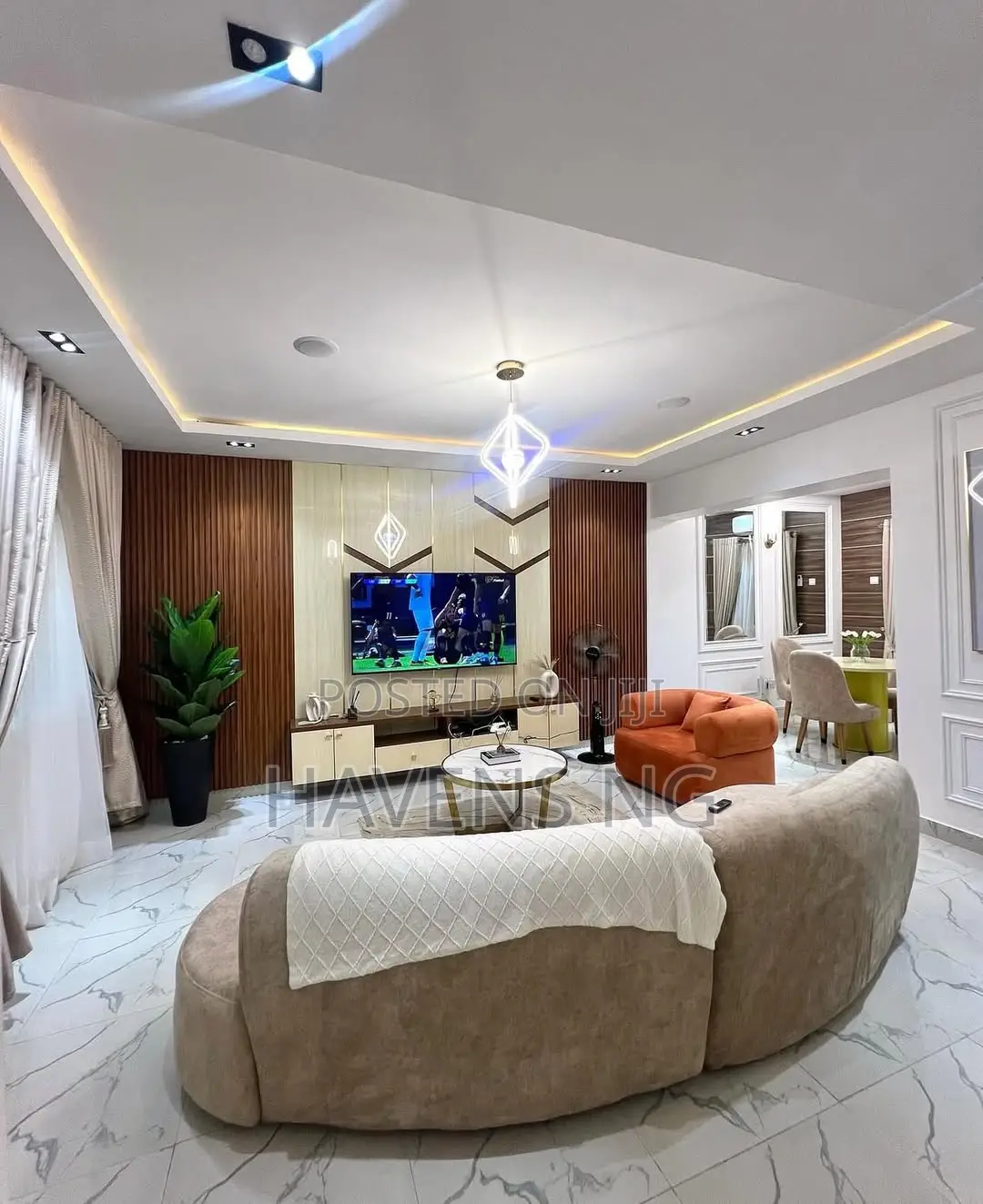 Exquisite 2-Bedroom Serviced Apartment. in Jahi