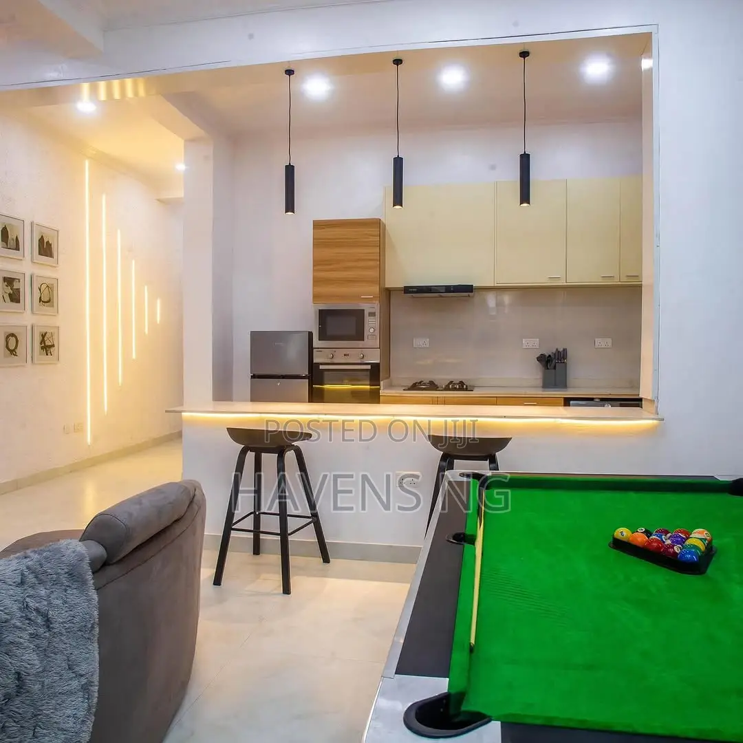 Spacious and Modern 2 Bedroom Apartment in Ikate