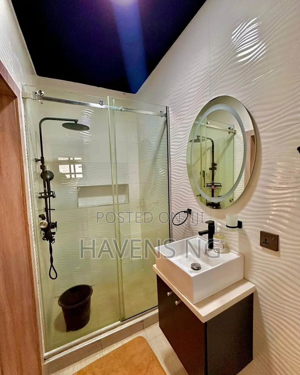 Luxurious 2 Bedroom Apartment in Ikate in Ikate