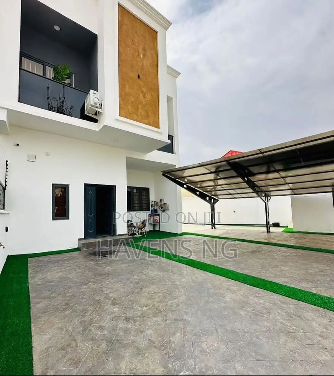Cozy 4-Bedroom Standalone Luxury Apartment in Life Camp