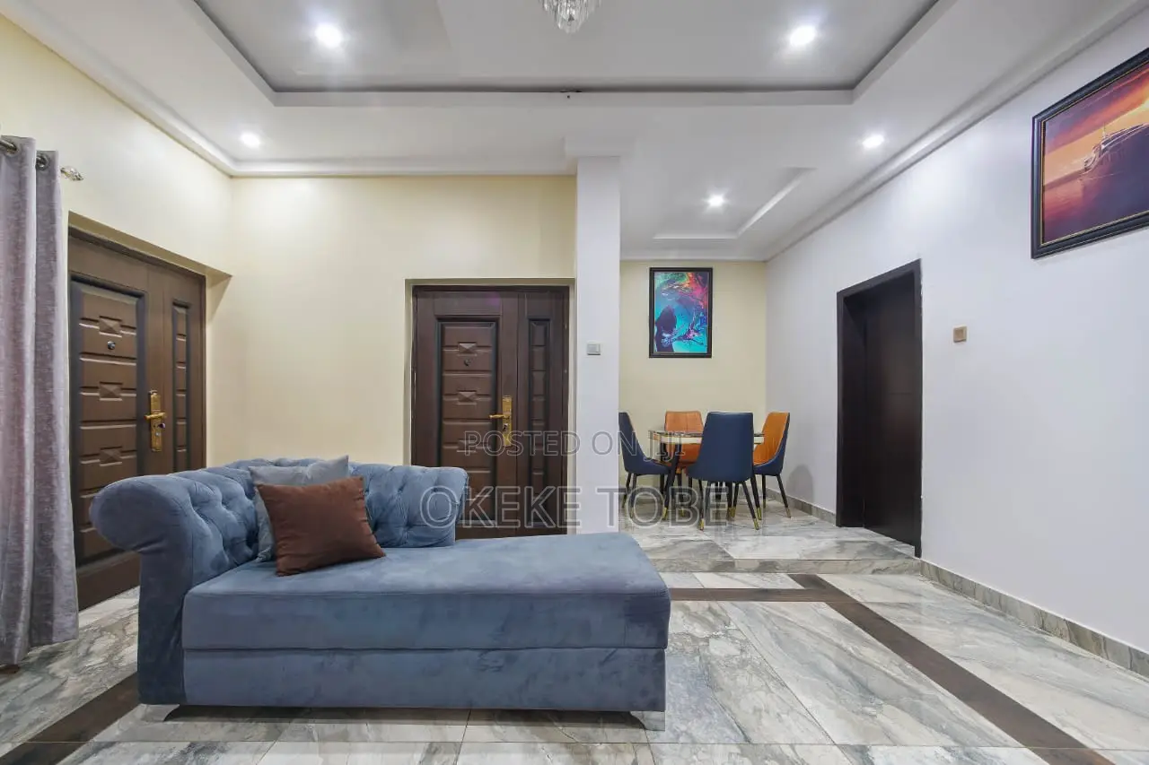 Three Bedroom Shortlet Apartment in Oregun