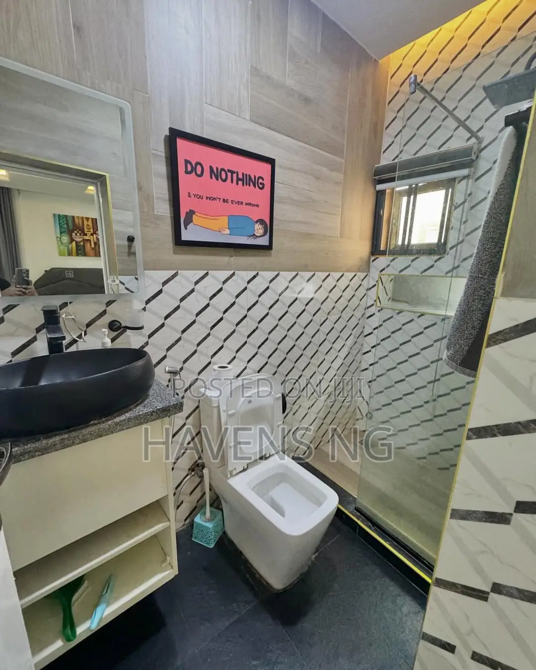 Modern 2-bedroom Apartment Available For Shortlet. in Wuye