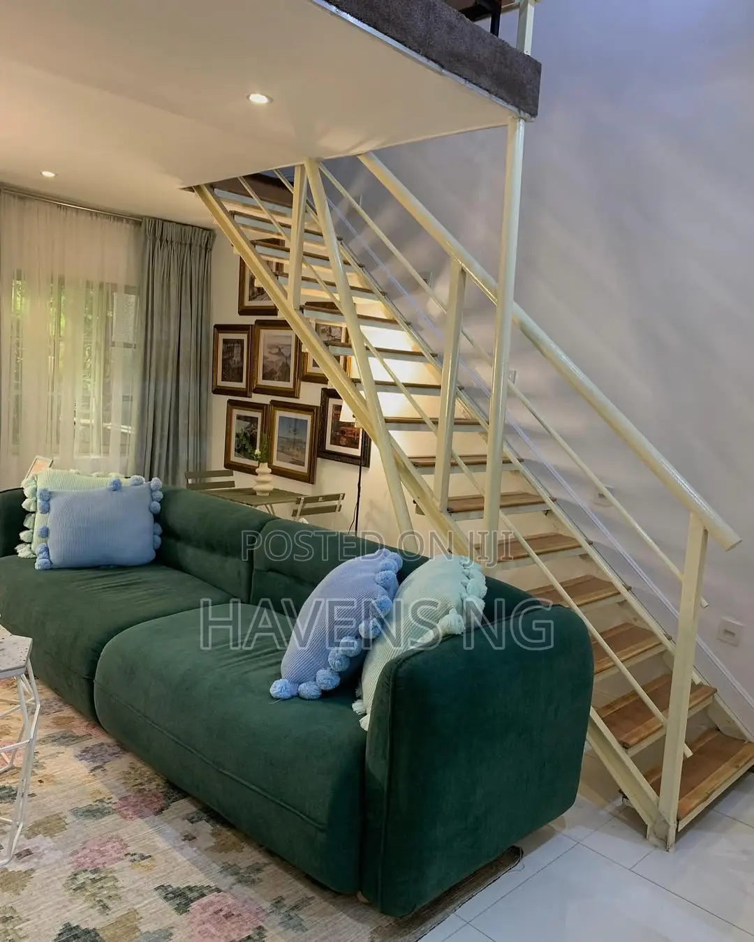 Luxury 1-Bedroom Duplex Loft Apartment in 2nd Avenue Extension