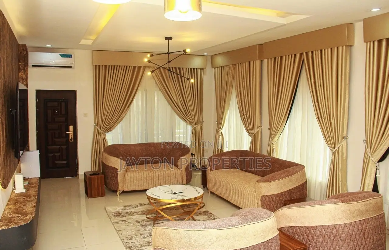 3 Bedroom Apartment in Jahi