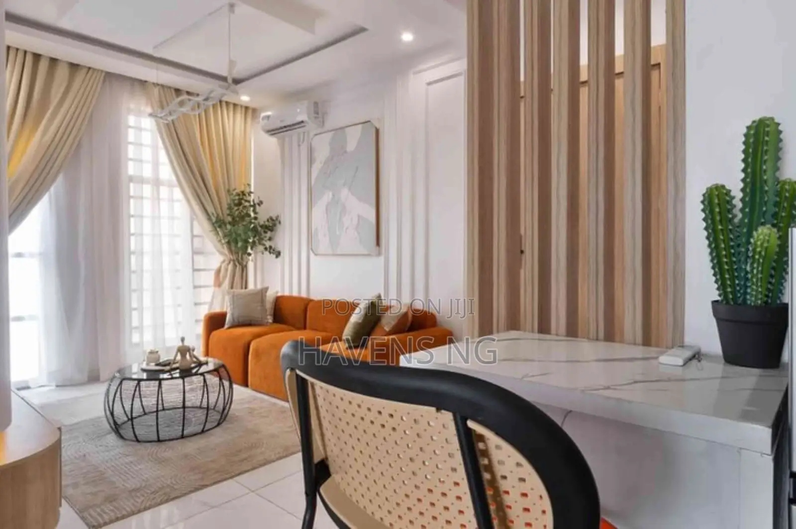 1 Bedroom Apartment With Ps5, and Two Balconies. in Ologolo