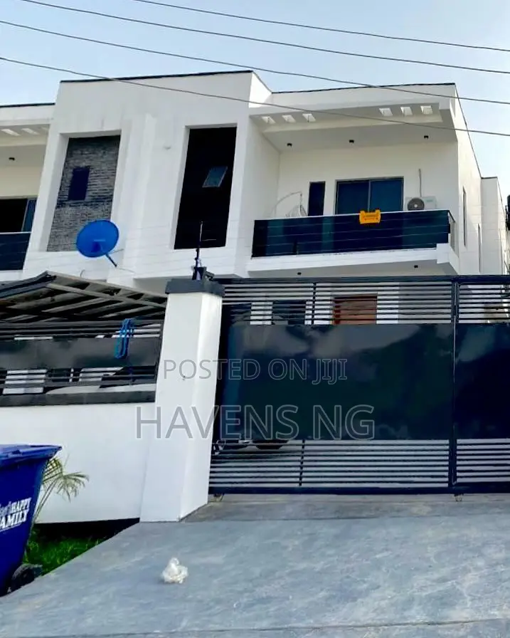Luxury Smart and Brand New 3 Bedroom Residence. in Ikate