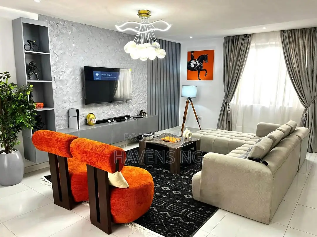 Tastefully Furnished 3 Bedroom Penthouse Apartment. in Lekki Phase 1