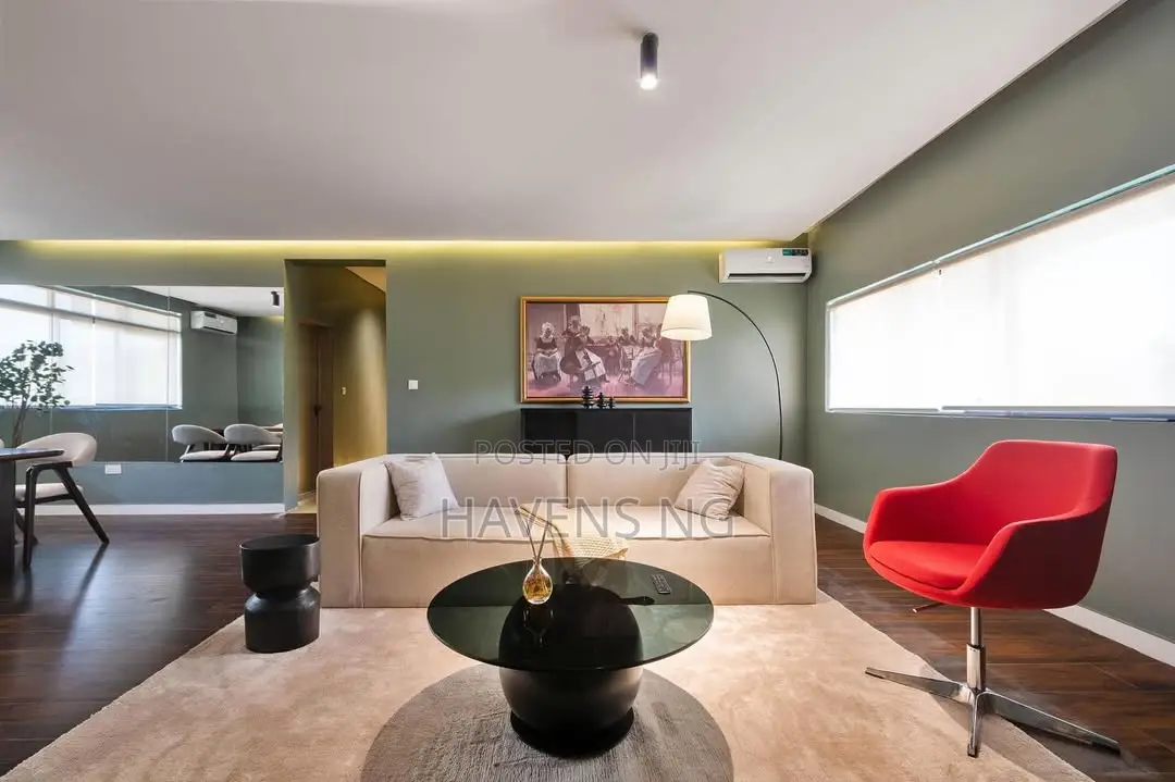 Dazzling and Modern 3-Bedroom Apartment in 1004