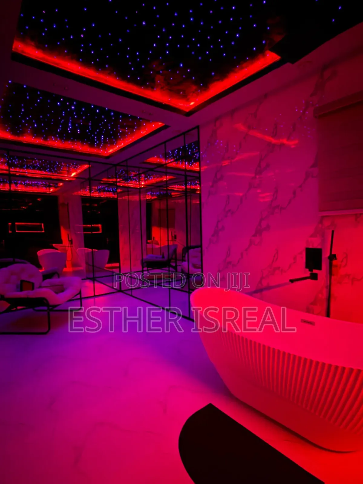Luxury 1 Bedroom Apartment in Chevron