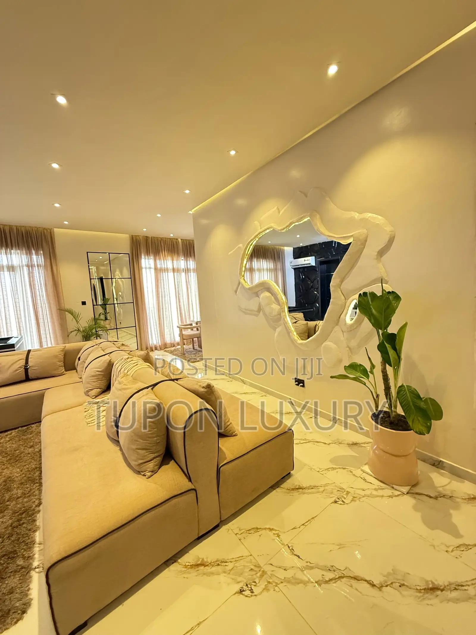 3bedroom Penthouse With Private Cinema, Snooker , Pool Ps5 in Ikate