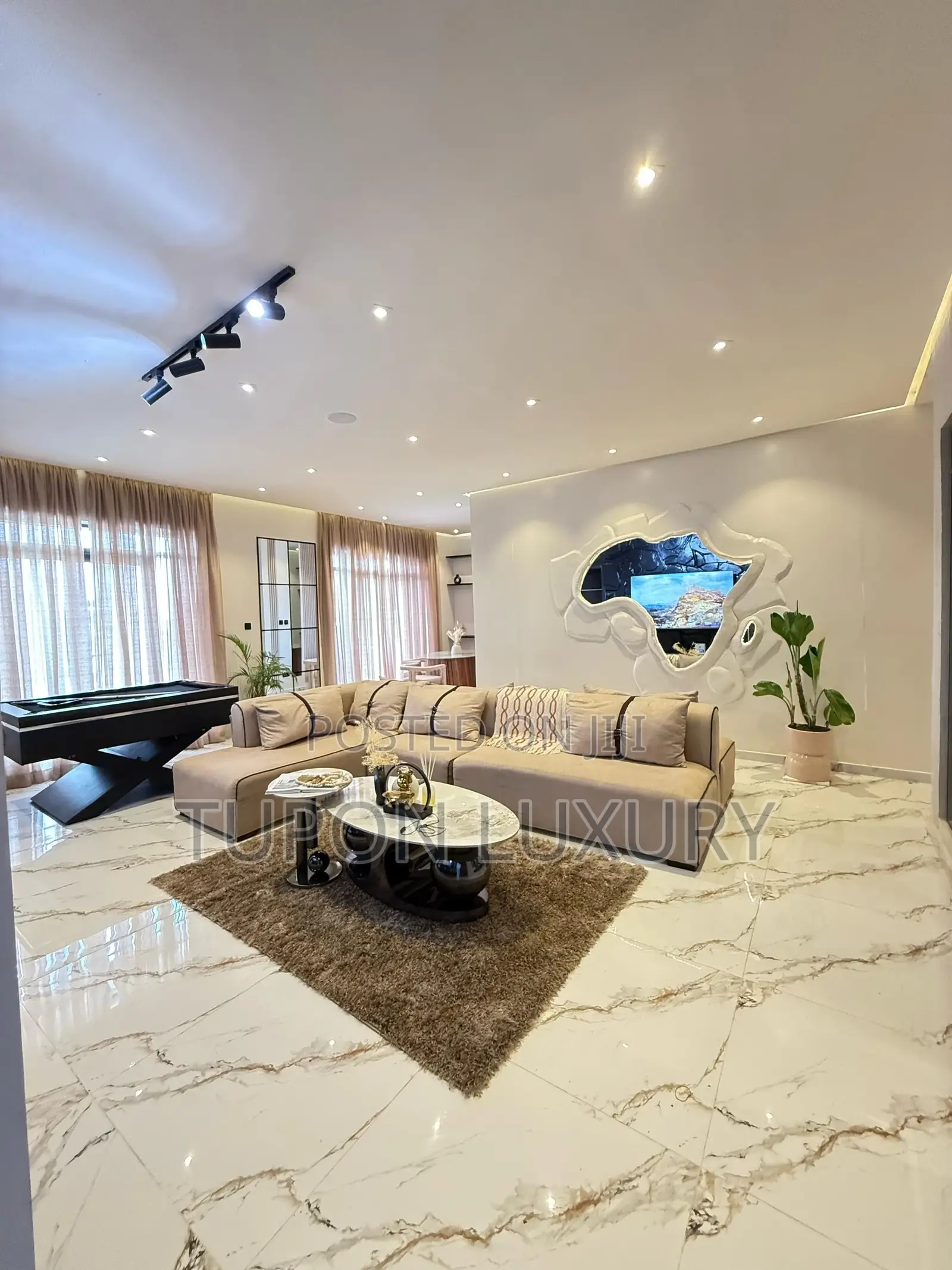 3bedroom Penthouse With Private Cinema, Snooker , Pool Ps5 in Ikate