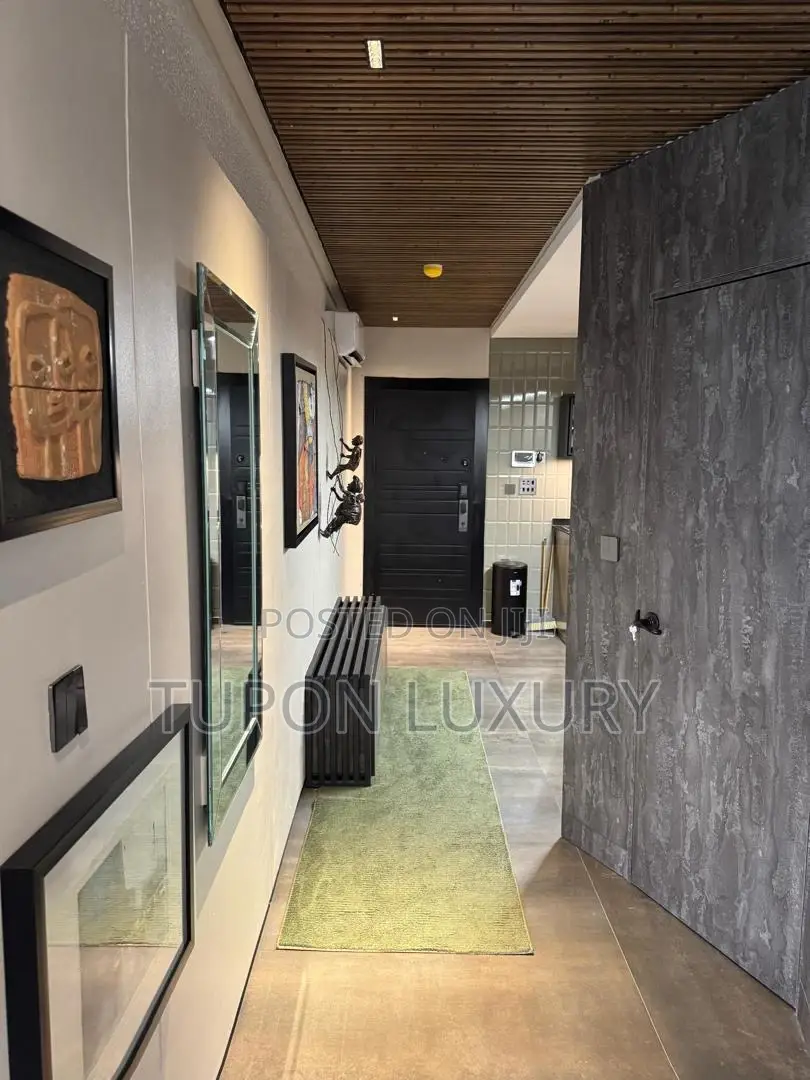 Waterfront 1bedroom Apartment in Ikoyi in Ikoyi