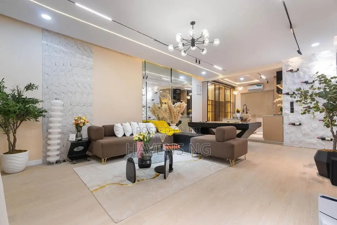 Luxurious 2-Bedroom Apartment With Pool, Snooker in Ikate