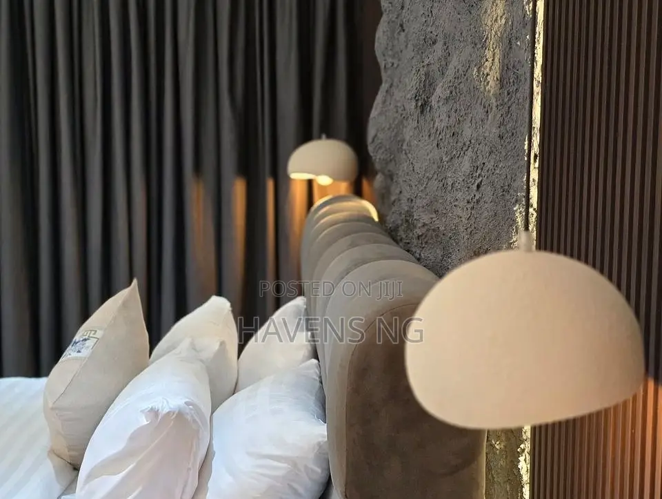 Premium and Luxury 3-Bedroom Apartment in 1004