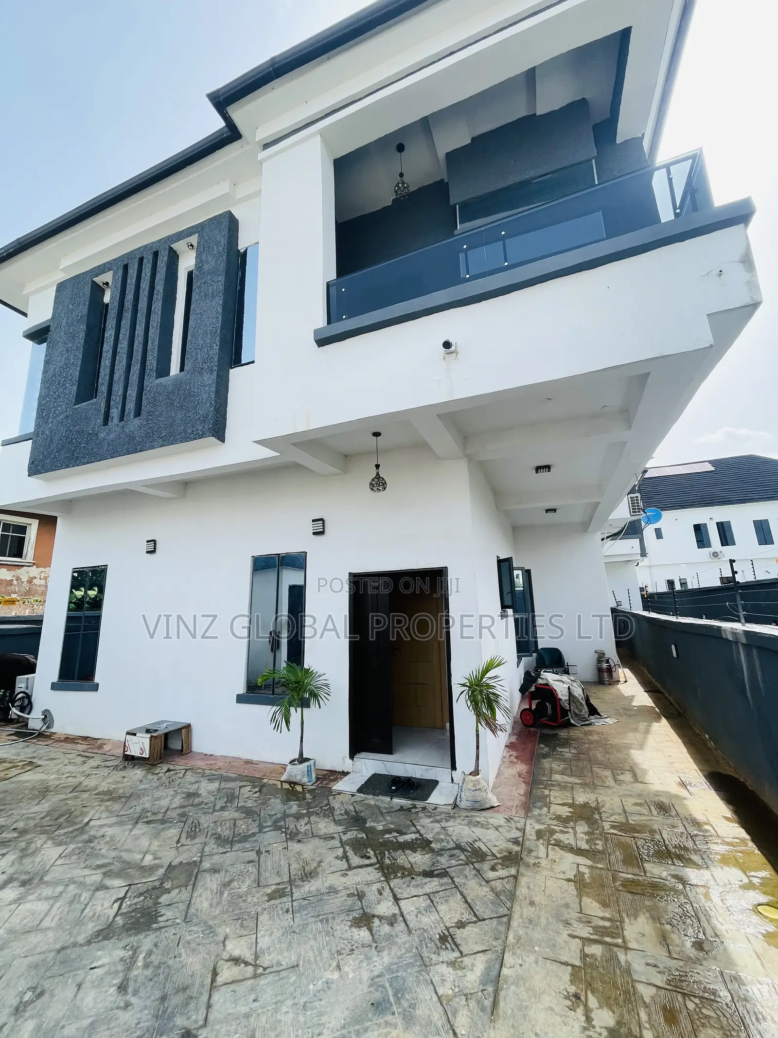 Luxury 4 Bed Fully Detached Duplex With Excellent Facilties in Sangotedo