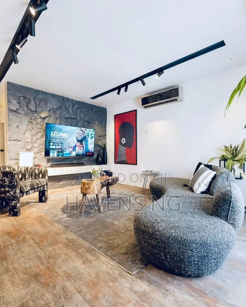 Modern 2-bedroom Apartment With Top-notch Amenities in Omole Phase 1