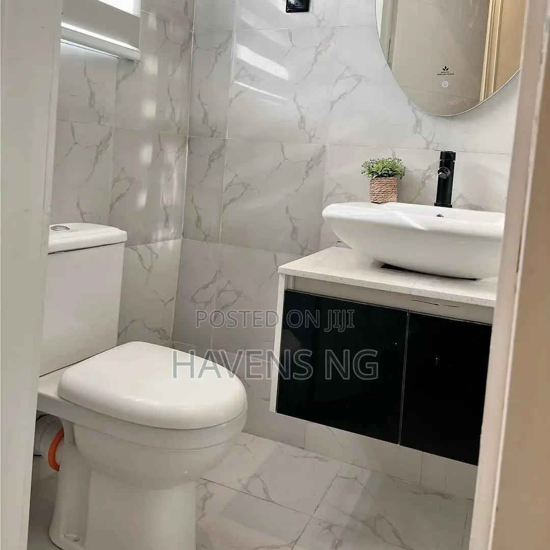 Modern 2-Bedroom Apartment in Ikate | Short Long Stay in Ikate