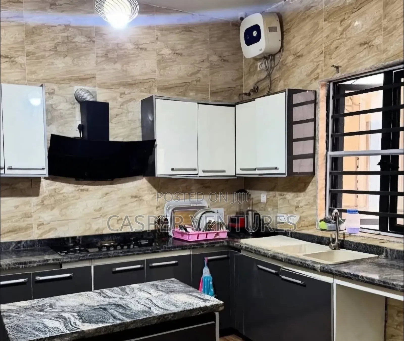 Fancy and Cozy Masterbedroom in Lekki Phase 2