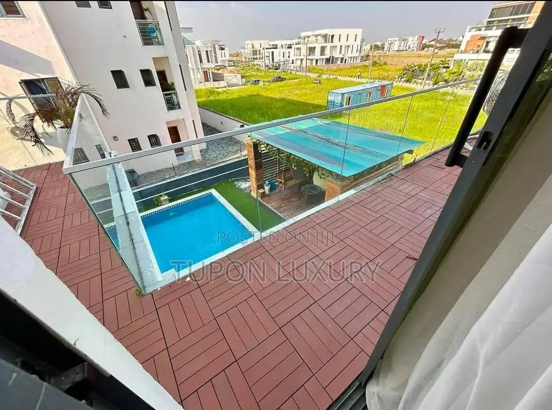 Massive 4 Bedroom Detached Home With Pool, Snookers in Osapa london